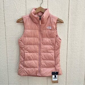 NWT The North Face Puffer Vest- Cafe Creme Women’s XS Slim Fit